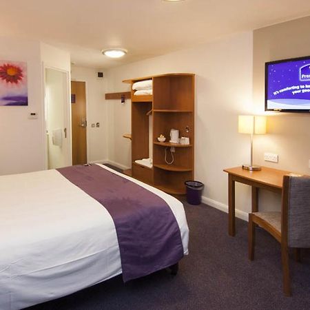 Premier Inn Horsham Extérieur photo